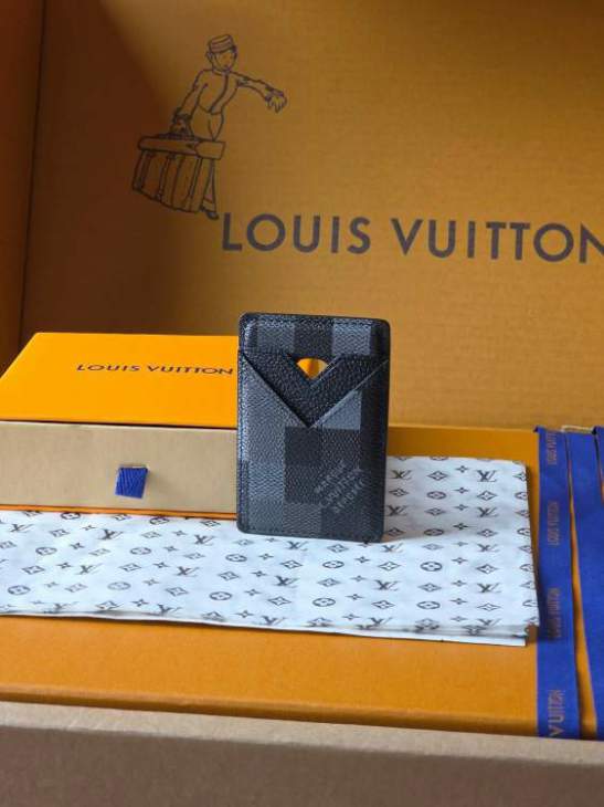 Picture of Louis Vuitton Wallets _SKUfw212757430fw